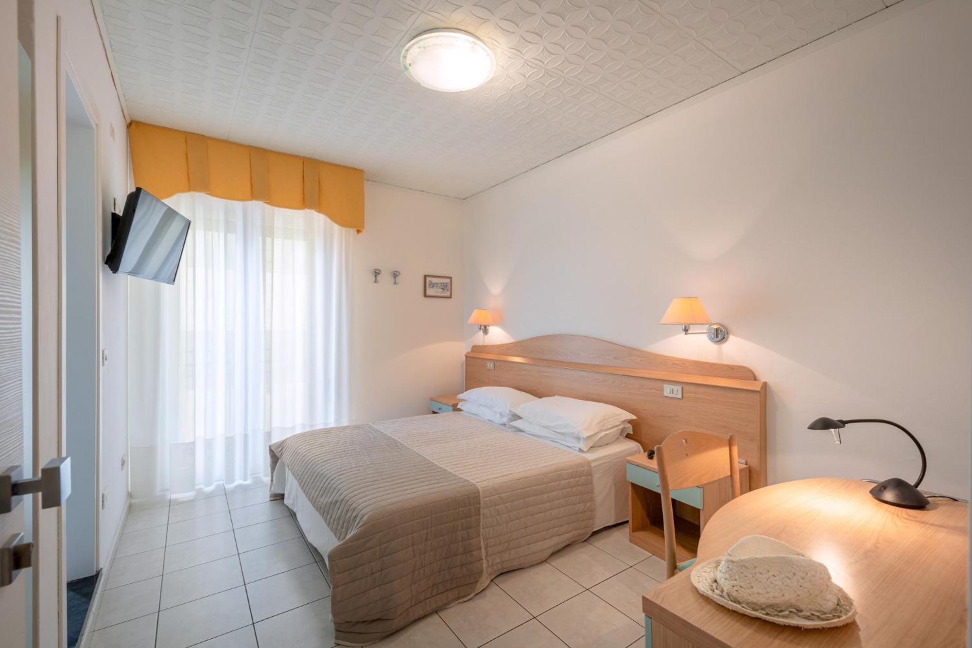 Hotel Miramare Caorle Exterior photo