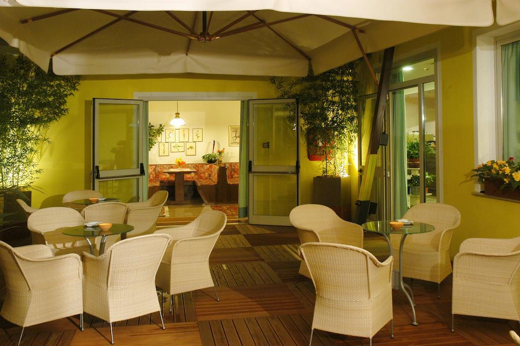Hotel Miramare Caorle Exterior photo
